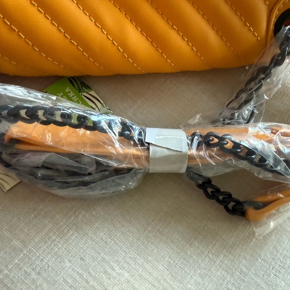 Badgley Mischka Yellow Quilted Crossbody Bag with Flap Closure - Picture 6 of 9